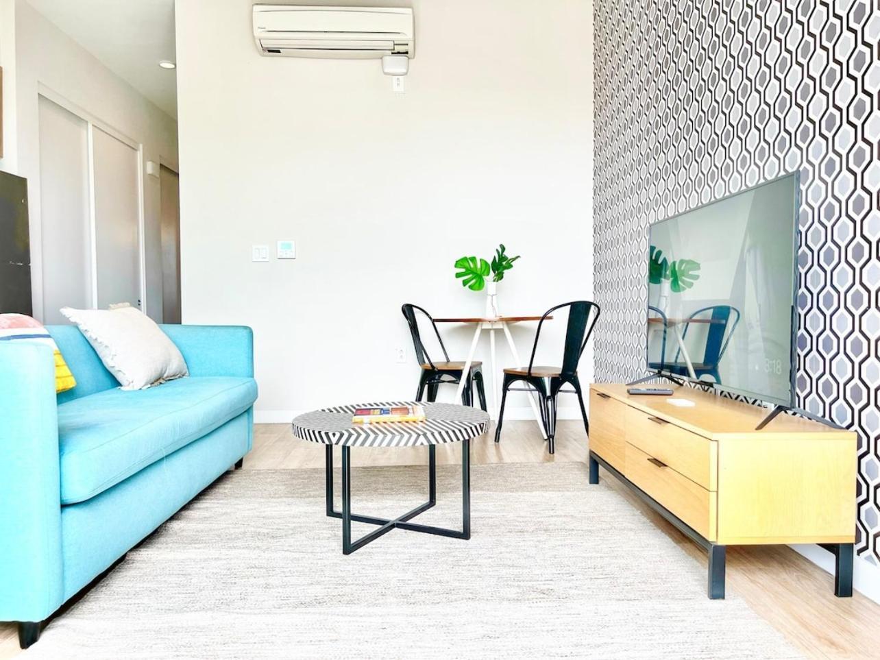 Apartment Beautiful One Bedroom With View Of *